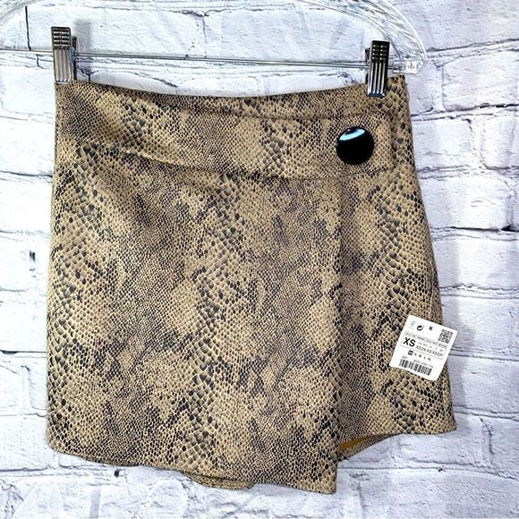 NEW! ZARA Basic Python Print Faux Suede Wrap Skort-Size XS - Picture 3 of 8